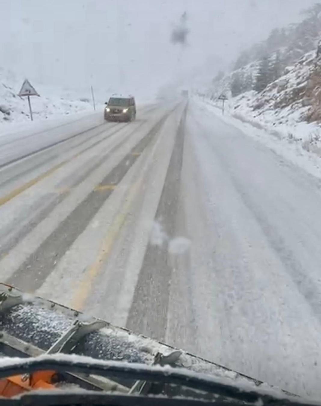 Ekipler seferber oldu! Konya-Antalya yolunda beyaz sürpriz 7